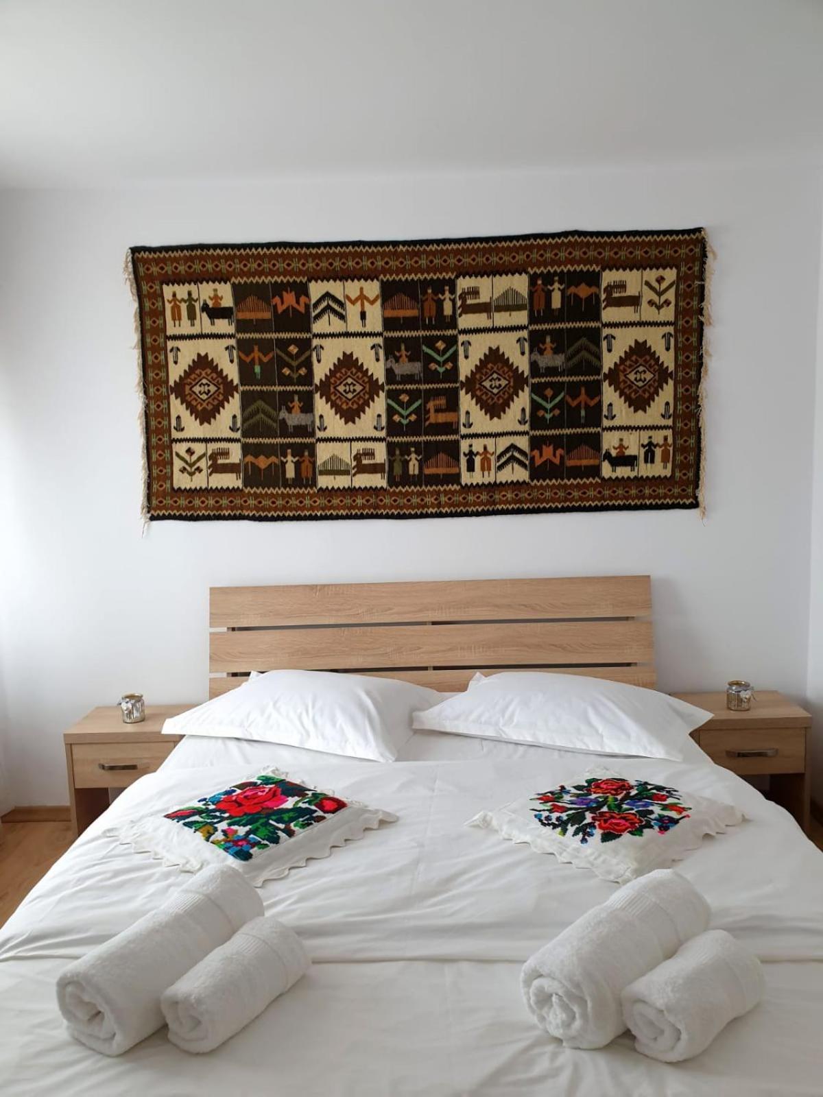 Bed and Breakfast Casa Tomsa Rozavlea Zimmer foto